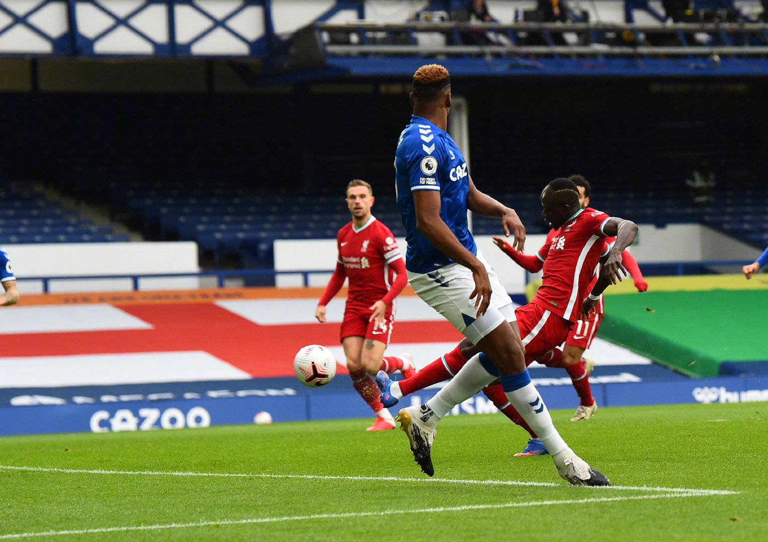 传球以及强 传球以及强