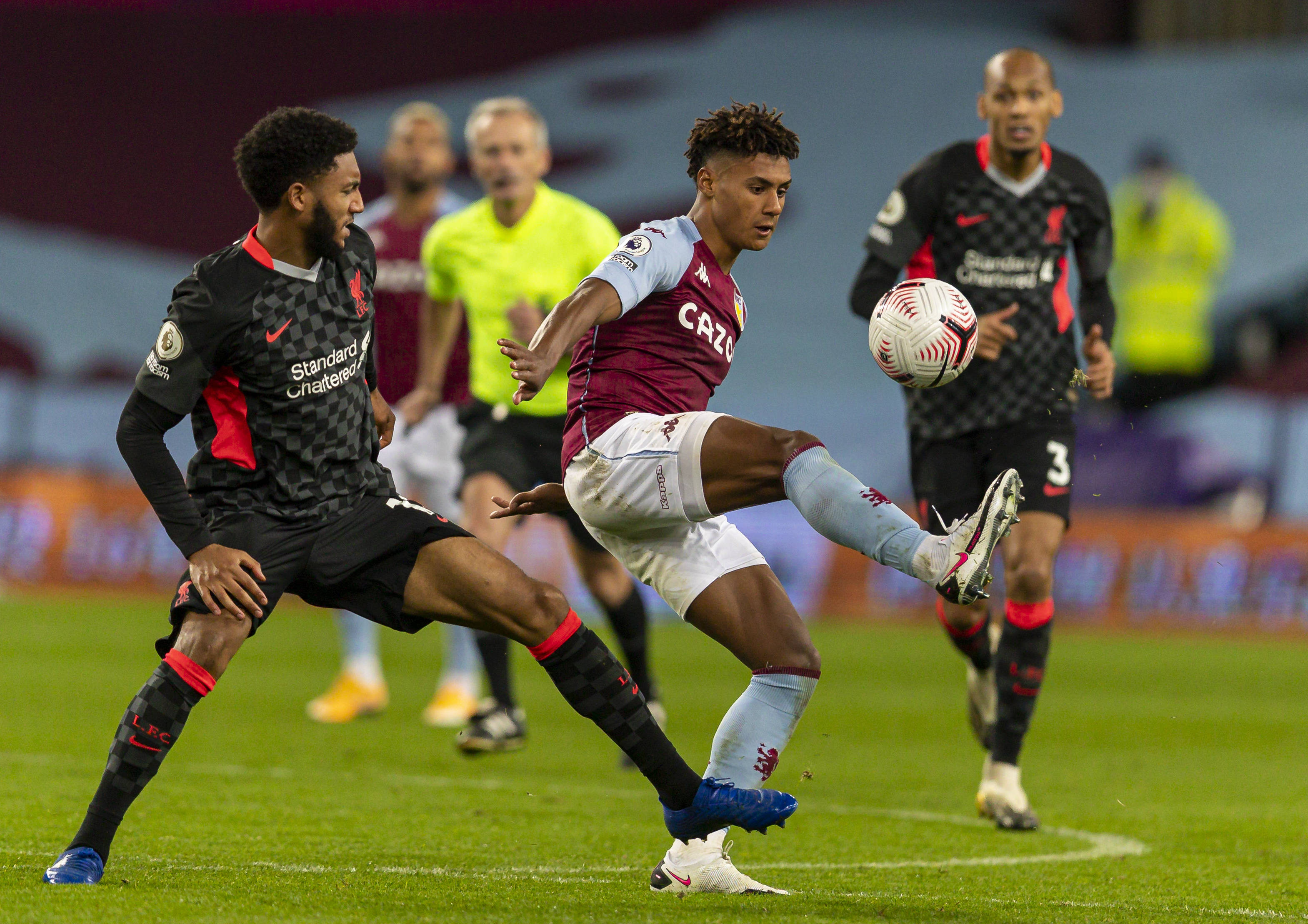 分首钢不敌 分首钢不敌